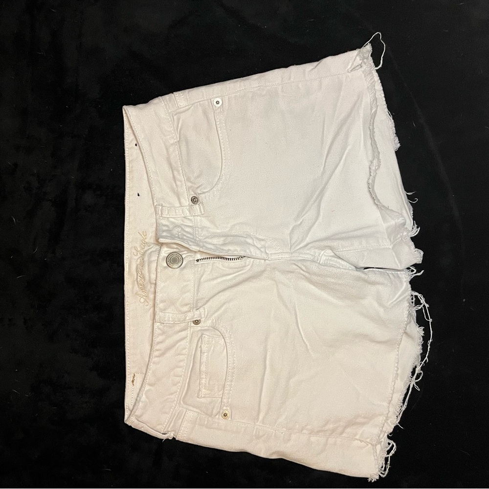 American Eagle White Shorts Size 8